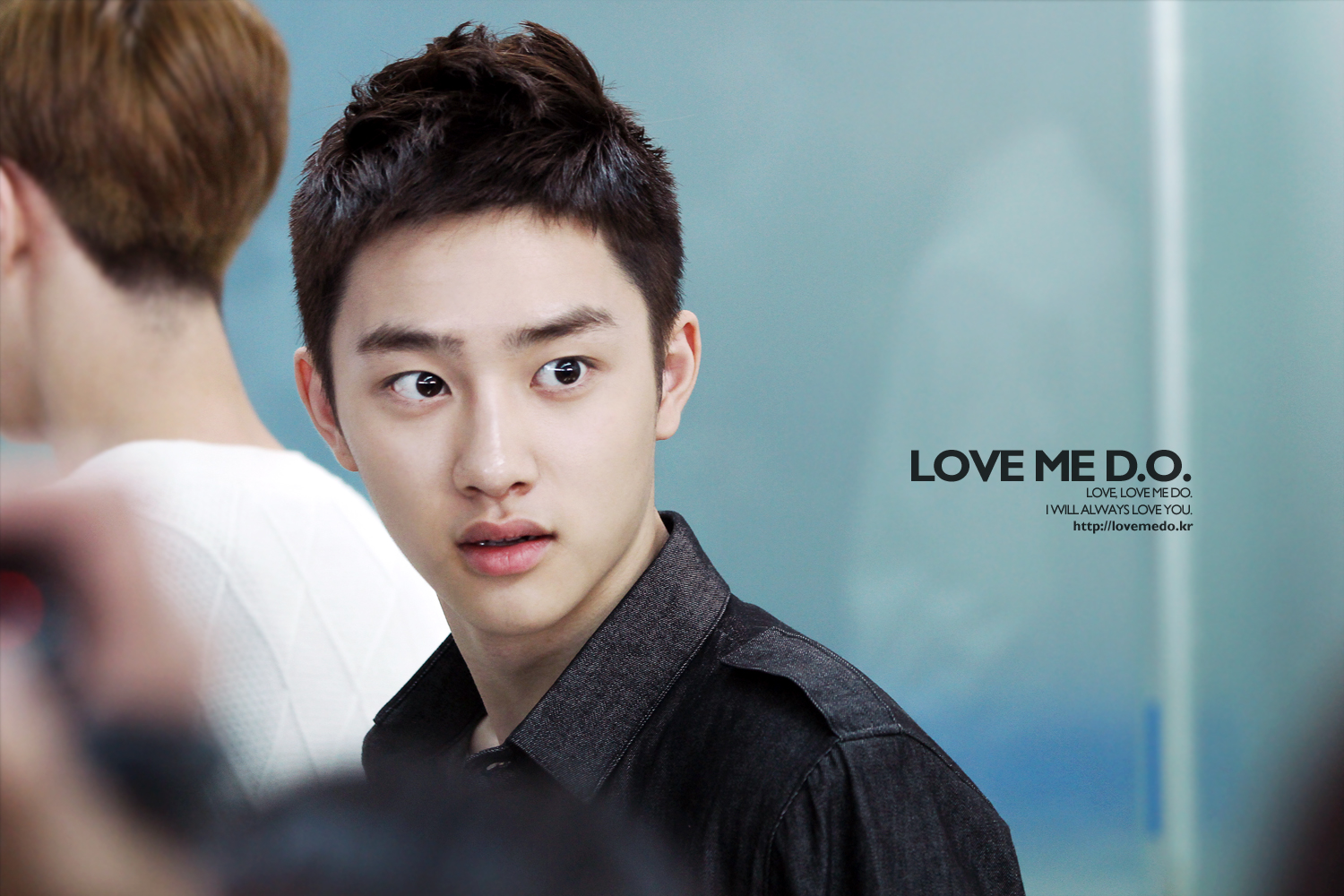 120609 D.O @ Incheon Airport 123747464FD2E25A2AD156