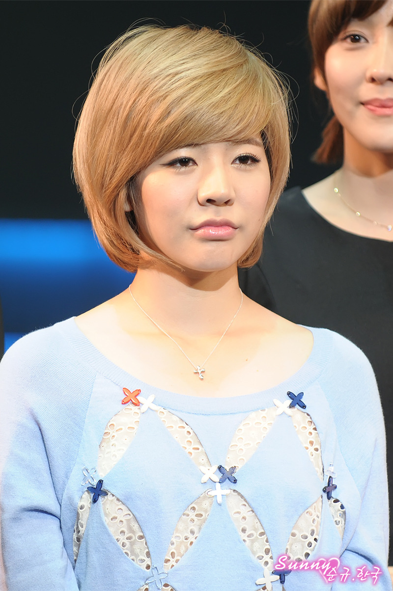 [OTHER][12-06-2012]Selca mới nhất của Sunny và Park Kwang Hyun tại hậu trường "Catch Me If You Can"  - Page 14 16706E444FD5E93B1F2C76