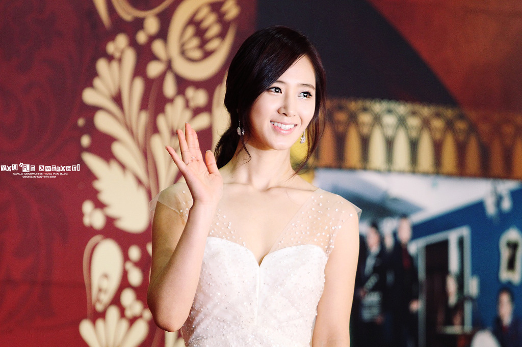 [PIC][31-12-2012]Yuri xuất hiện tại "SBS Drama Awards 2012" vào tối nay - Page 2 1758FD3350E2531F2CB7A1