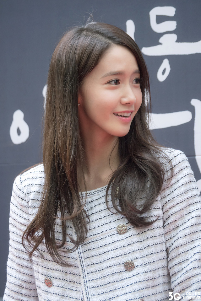 [PIC][29-05-2015]YoonA tham dự "Jung-gu Culture Night Festival" tại Deoksugung vào chiều nay - Page 2 21457948556C209D224EFA