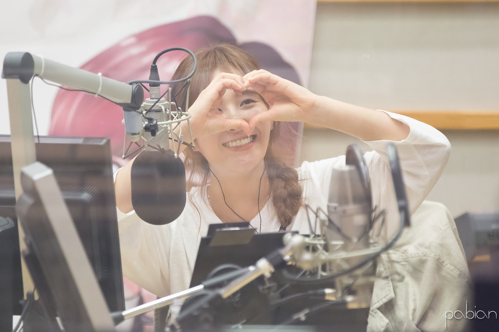[PIC][23/24/25/26-06-2016] Yuri làm DJ đặc biệt cho "Radio KBS Cool FM Sukira" vào tối nay  - Page 3 2234024D5772093C1FDA6F