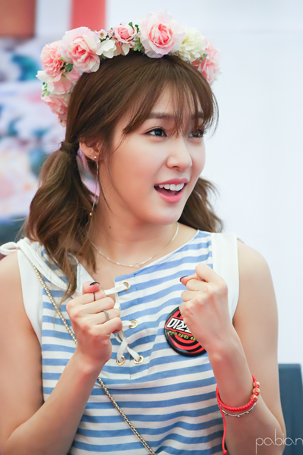 [PIC][06-06-2016]Tiffany tham dự buổi Fansign cho "I Just Wanna Dance" tại Busan vào chiều nay - Page 3 226903505756C3D715E59F