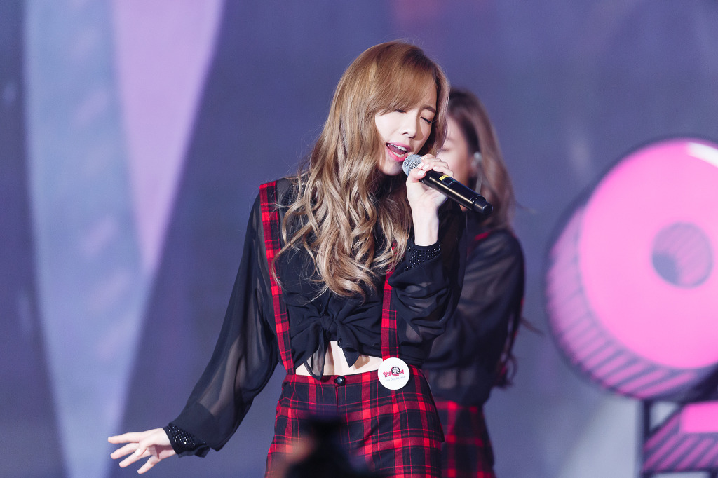 [PIC][11-11-2014]TaeTiSeo biểu diễn tại "Passion Concert 2014" ở Seoul Jamsil Gymnasium vào tối nay - Page 6 256B954D54D8CF5D20C526