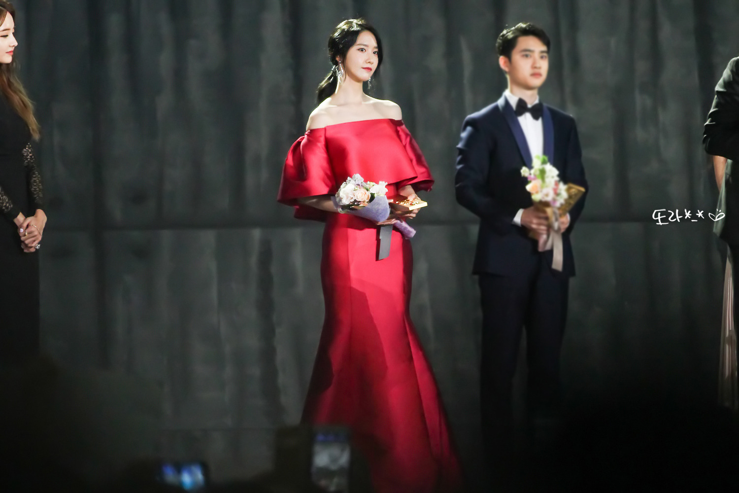 [PIC][03-05-2017]YoonA tham dự "53rd Baeksang Arts Awards" vào chiều nay + Giành "Most Popular Actress or Star Century Popularity Award (in Film)" - Page 2 2723C539590C664F1E8F64