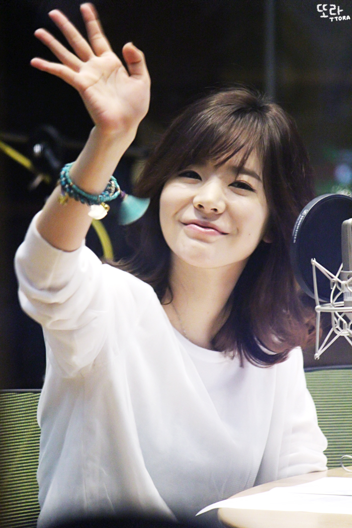 [OTHER][06-05-2014]Hình ảnh mới nhất từ DJ Sunny tại Radio MBC FM4U - "FM Date" - Page 15 23268F3753FE103A28C223