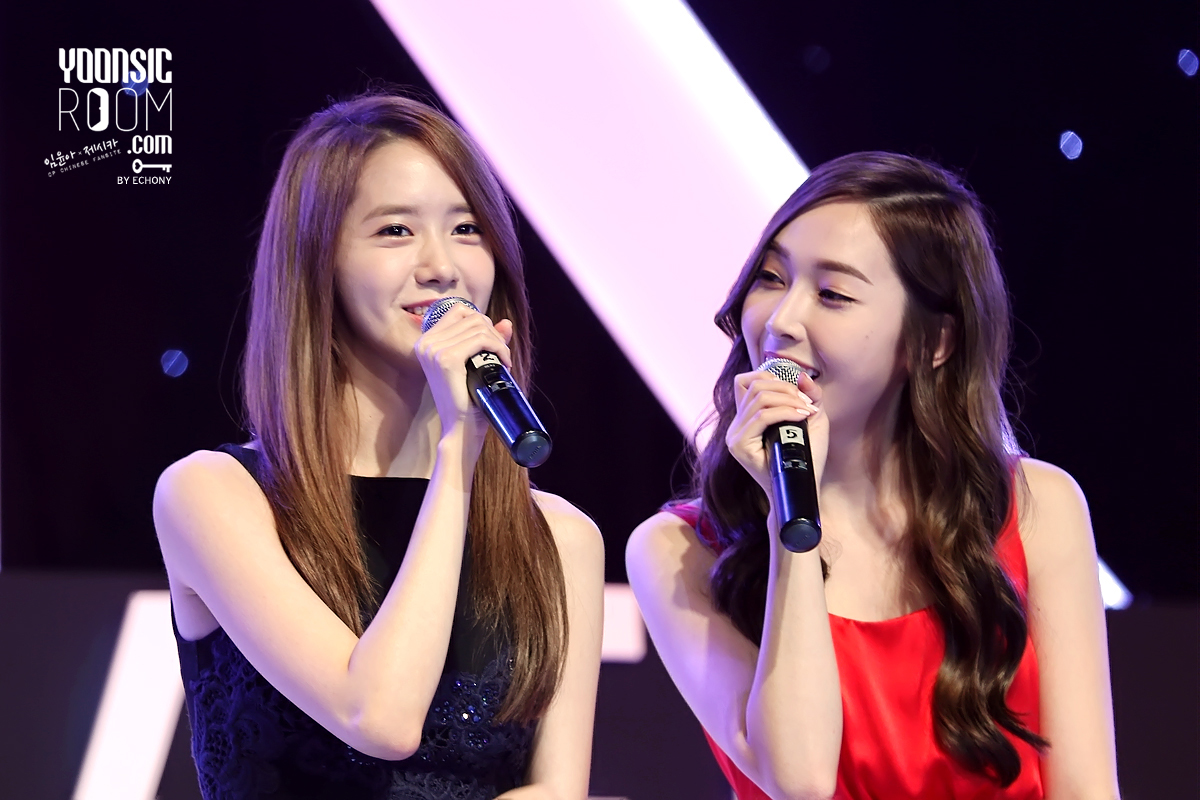 [PIC][20-10-2013]Jessica - YoonA và SeoHyun xuất hiện tại Thái Lan để tham dự "GiRL DE PROVENCE Thanks Party" vào tối nay - Page 15 232BD846526B97212DE167