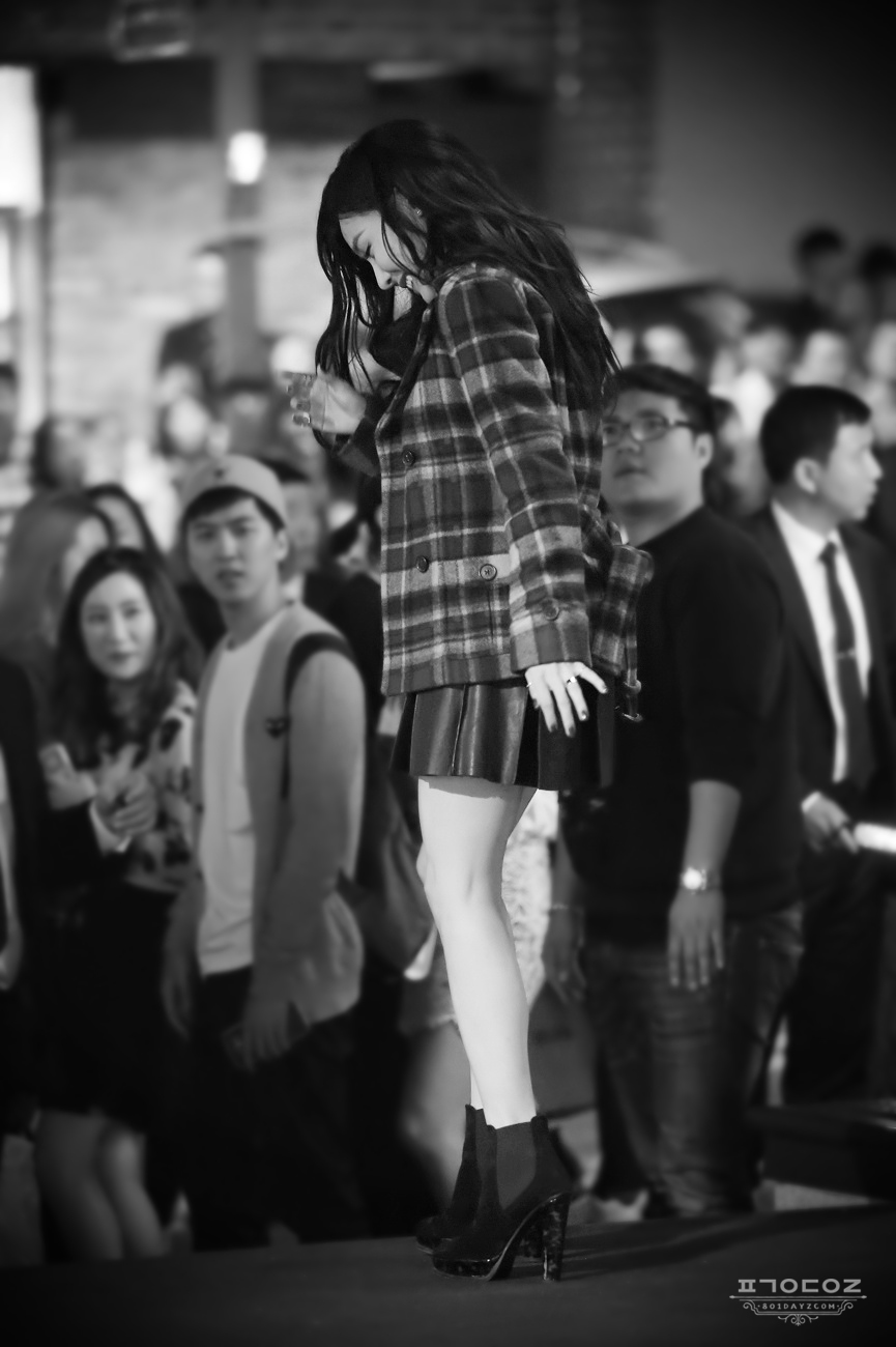 [PIC][22-09-2015]Tiffany tham dự sự kiện của thương hiệu "Polo Ralph Lauren" vào tối nay 261C9D505622FF2335363E