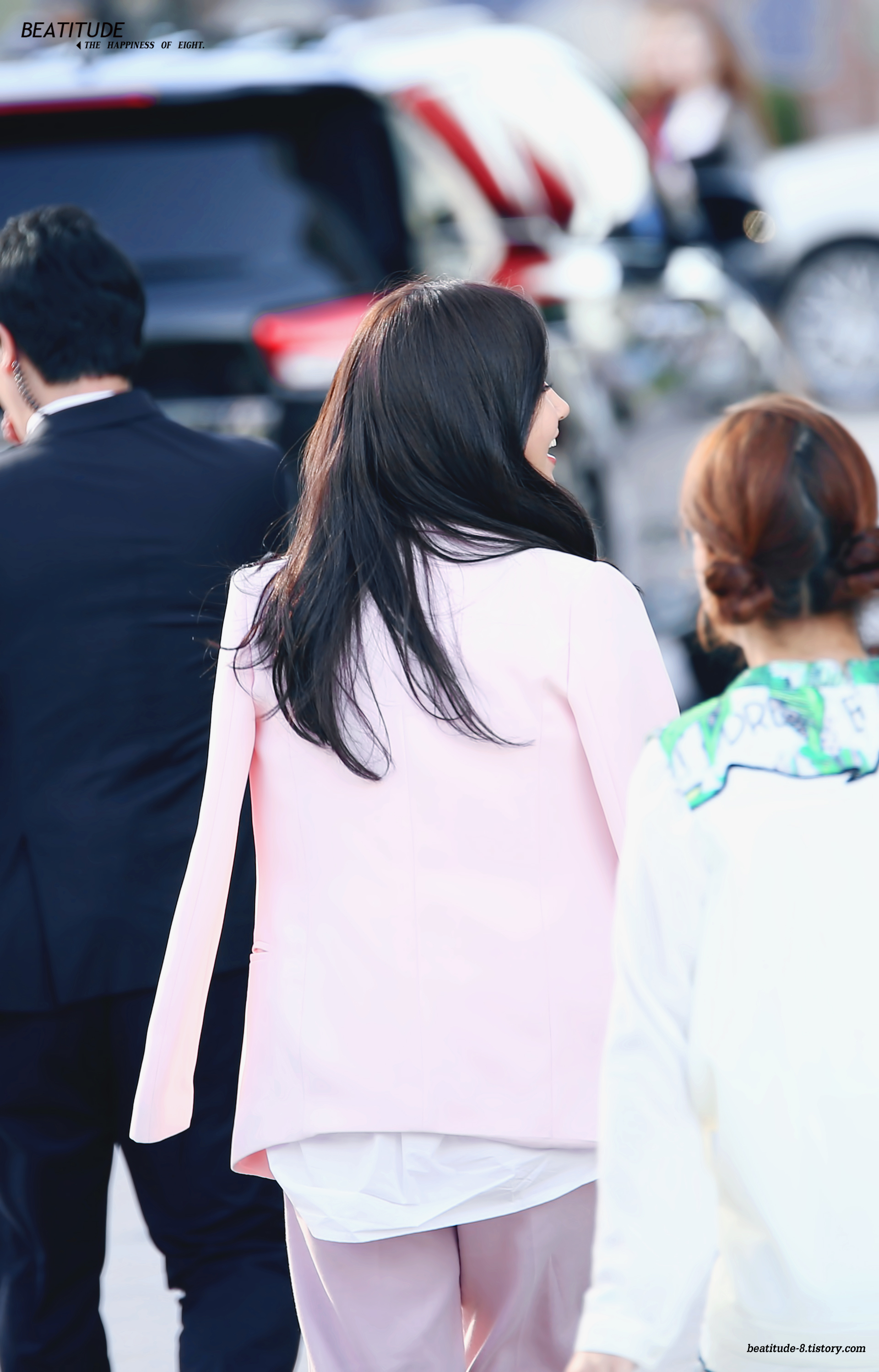 [PIC][09-10-2016]Yuri tham dự buổi Fansign thứ 2 cho thương hiệu nước hoa "BVLGARI Rose Goldea" tại Myeongdong Lotte Duty Free vào chiều nay - Page 3 2754135057FCF9F31DC838