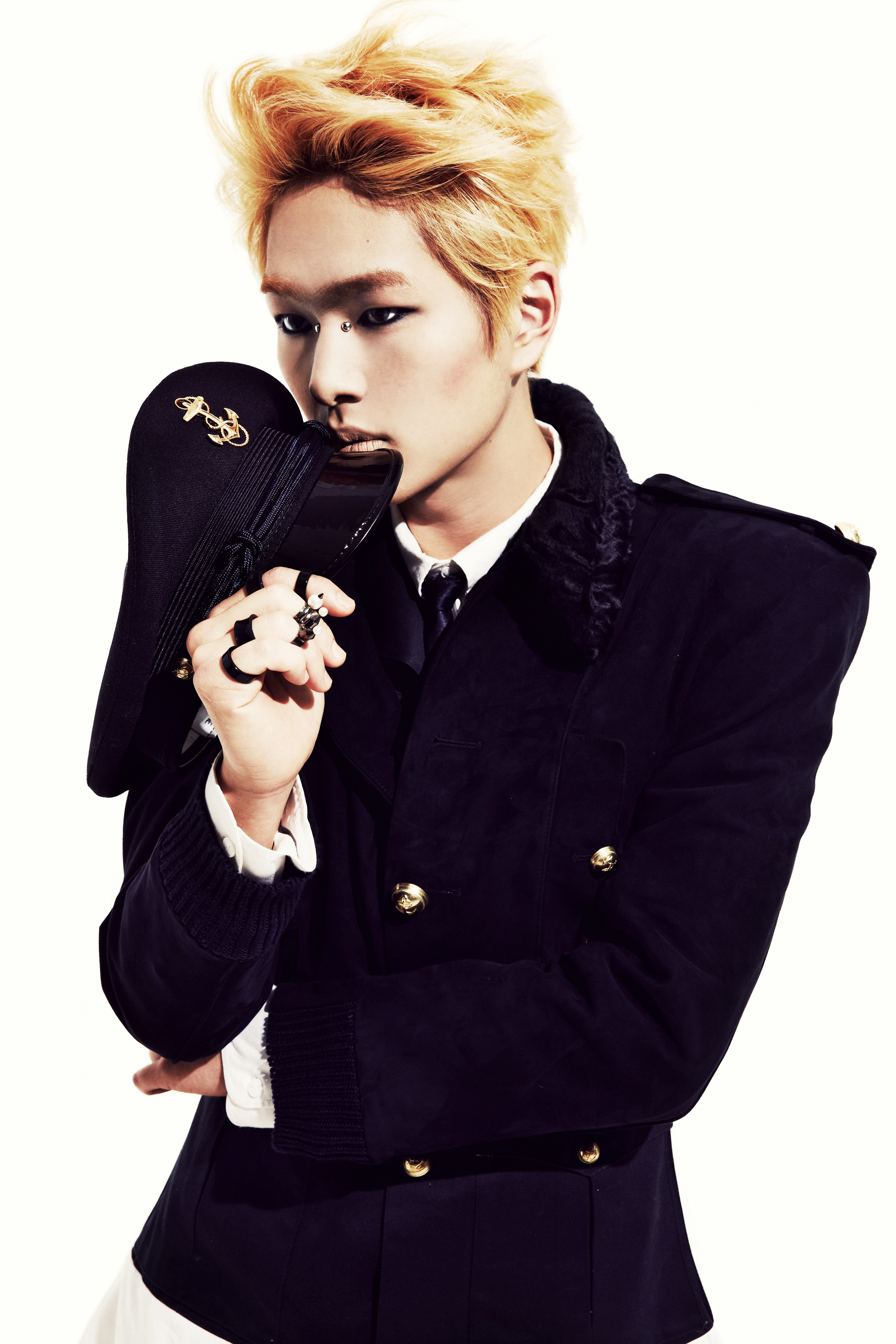  131001 SHINee @ Nueva foto teaser "Everybody" - Onew 27545140524A1D9F162F22
