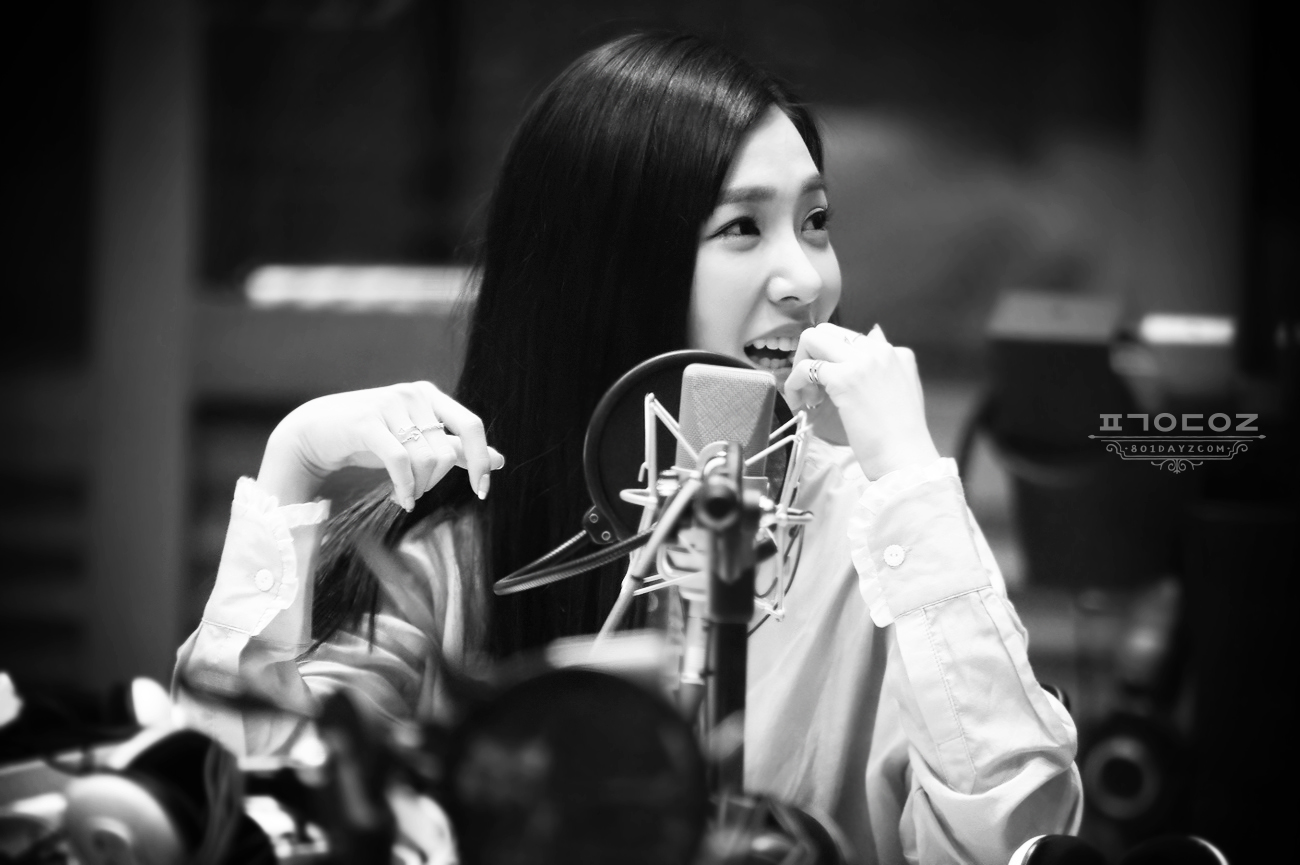 [OTHER][06-02-2015]Hình ảnh mới nhất từ DJ Sunny tại Radio MBC FM4U - "FM Date" - Page 17 275F2C455586B4D62AD8E9